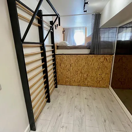 Modern Studio For 2 Near Paris