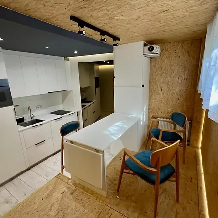 Modern Studio For 2 Near Paris Lejlighed
